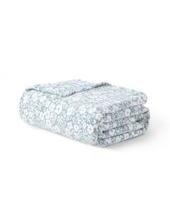 Manor Home Printed Plush Throw 152.4 cm x 177.8 cm / 60“ x 70”